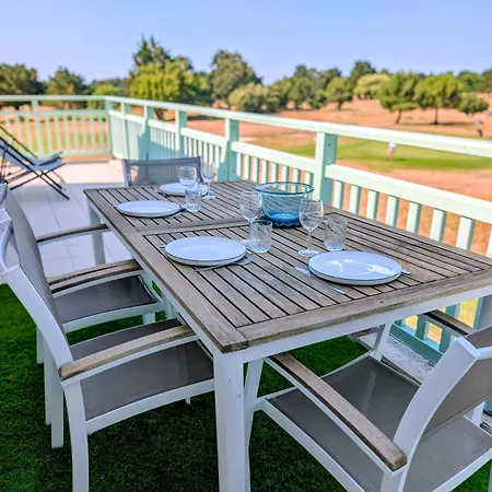 Le Golfeur - Pool And Golf Course Διαμέρισμα *