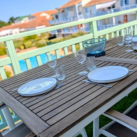 Le Golfeur - Pool And Golf Course Pornic